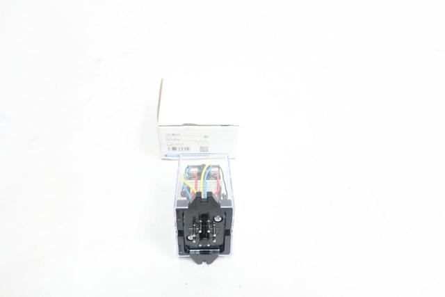 OMRON MM2XPN PLUG-IN RELAY 24V-DC