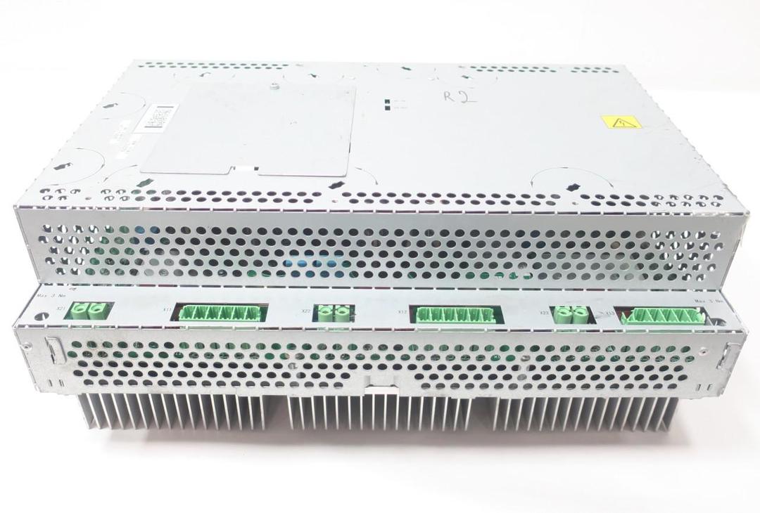 ABB DSQC663 3HAC029818-001/007 COMPUTER UNIT