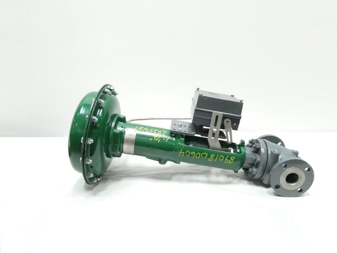FISHER EZ 667 SIZE 34 3582G PNEUMATIC STEEL FLANGED CONTROL VALVE 1-1/2IN 150