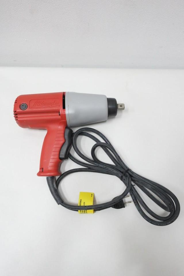 MILWAUKEE 9066 IMPACT WRENCH 1/2IN 2400RPM 120V-AC