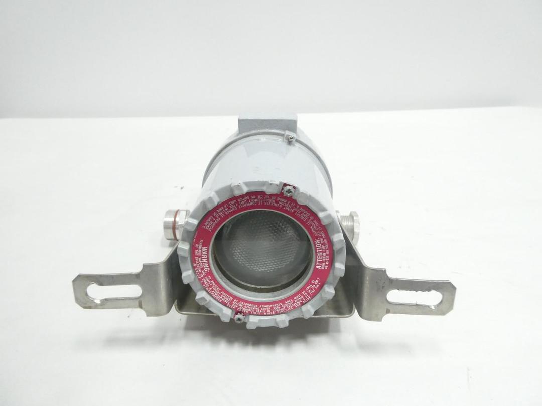 CROUSE HINDS EVTL1L50 HAZARDOUS LOCATION TASK LIGHT 50W 250V-AC