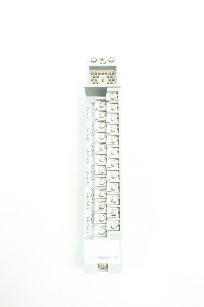 FOXBORO 2AX+DIO SIGNAL DISTRIBUTION MODULE
