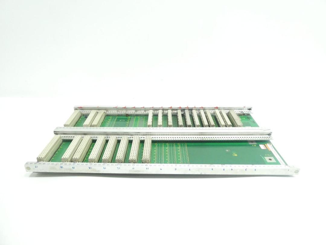 SIEMENS 6FX1120-1CA02 RACK CHASSIS MODULE