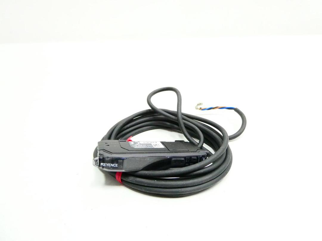 KEYENCE FS-N11P FIBER OPTIC SENSOR 12-24V-DC