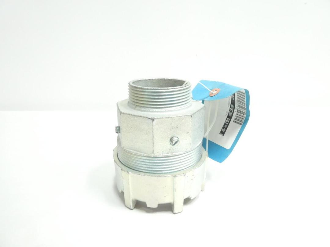 THOMAS&BETTS 10477 JACKETED ARMORED CABLE CONNECTOR 2-1/2IN
