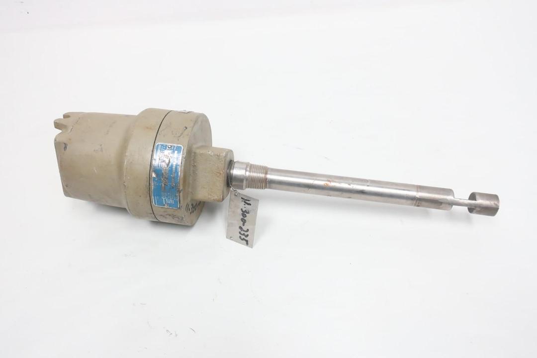MAGNETROL X084-7001-010 ULTRASONIC LEVEL TRANSMITTER 115V-AC