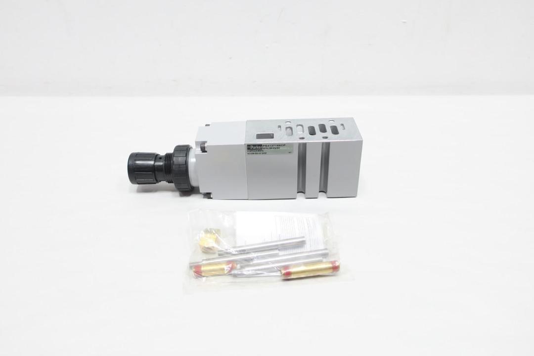 PARKER PS4137166CP SANDWICH REGULATOR
