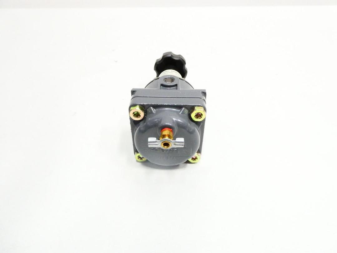 FISHER 67CFR/283 PNEUMATIC REGULATOR 30-60PSI 250PSI 1/4IN NPT