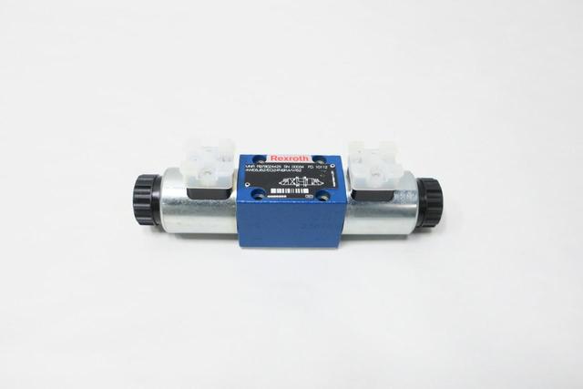 REXROTH R978024425 HYDRAULIC DIRECTIONAL CONTROL VALVE