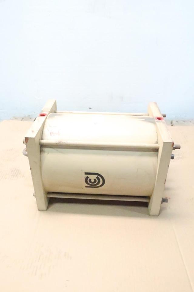 UNITED CONVEYOR UCC 4401-140-4 DOUBLE ACTING PNEUMATIC CYLINDER 10IN 10-5/8IN