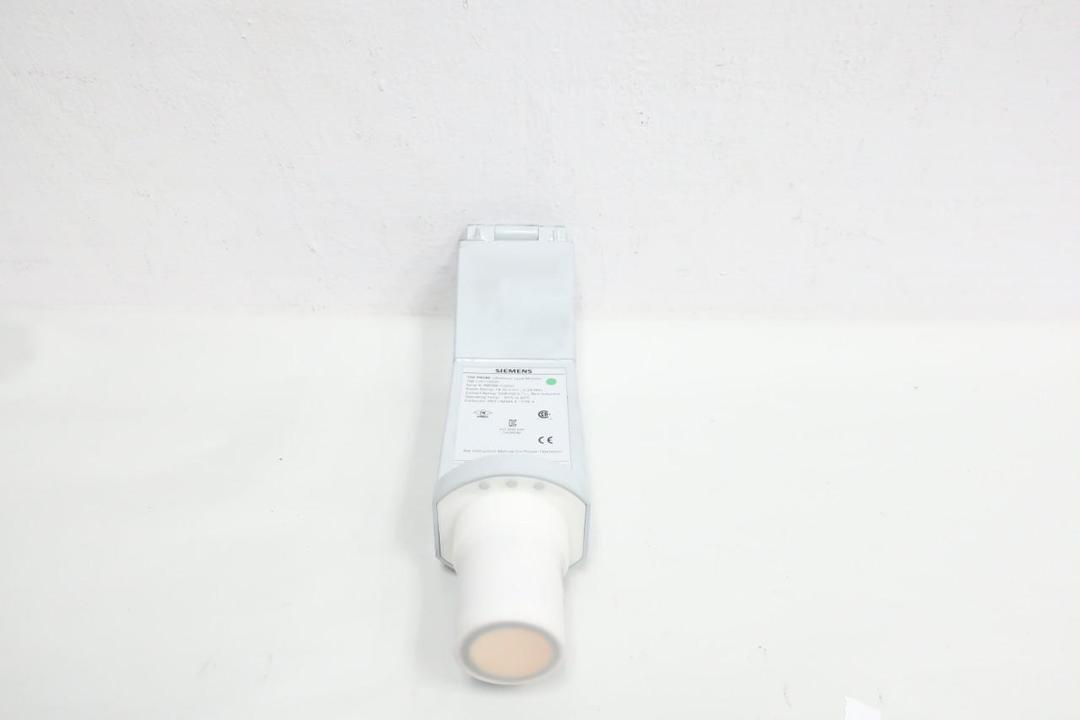 SIEMENS 7ML12011EE00 THE PROBE ULTRASONIC LEVEL MONITOR 18-30V-DC