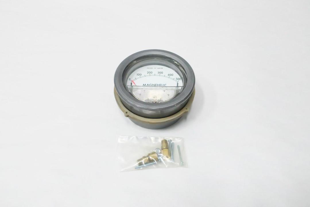 DWYER 160051-00 MAGNEHELIC PRESSURE GAUGE 4IN 1/8IN NPT 0-500IN-H2O
