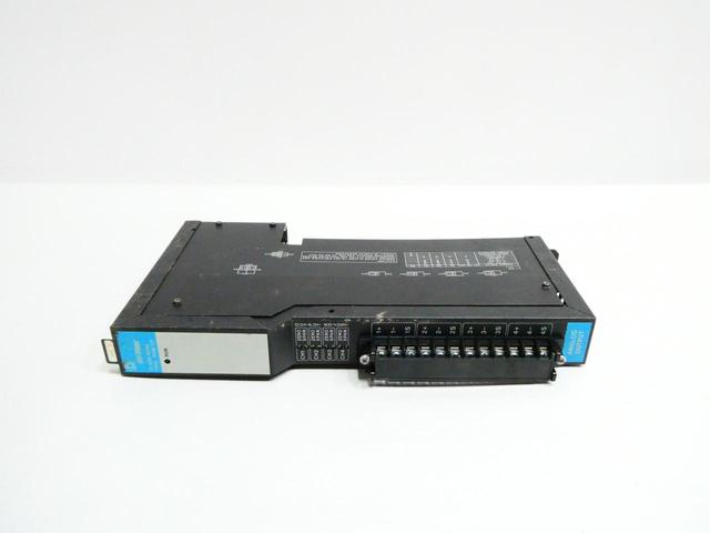 SQUARE D 8030 ROM-121 SY/MAX ANALOG OUTPUT MODULE SER D