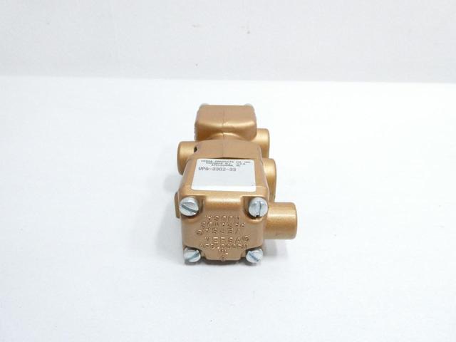 VERSA VPA-3302-33 PNEUMATIC DIRECTIONAL VALVE 1/4IN NPT