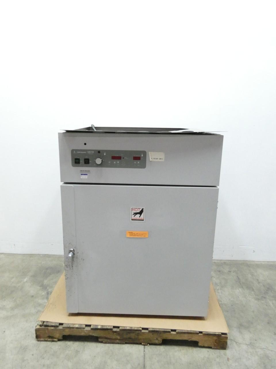 VWR SCIENTIFIC 1380FM FORCED AIR OVEN 5-200C 240V-AC 393.6L