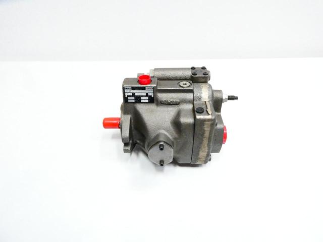 PARKER PVP1636R212 HYDRAULIC PISTON PUMP 3600PSI 3/4IN NPT