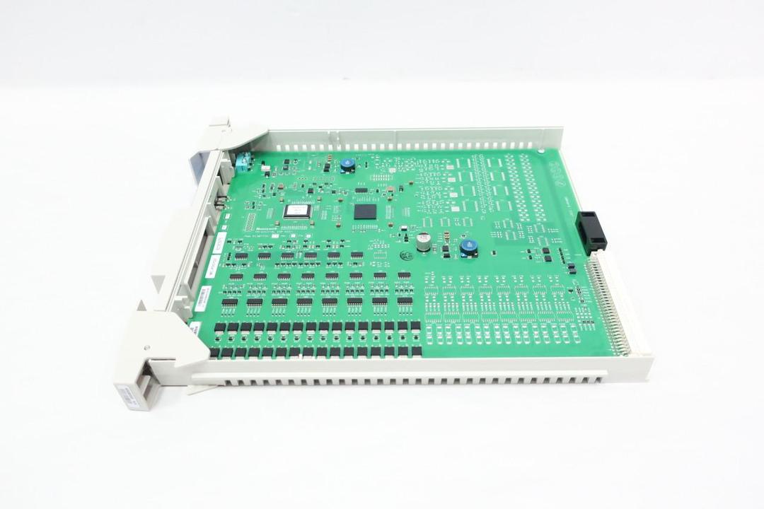 HONEYWELL 80363975-150 OUTPUT MODULE