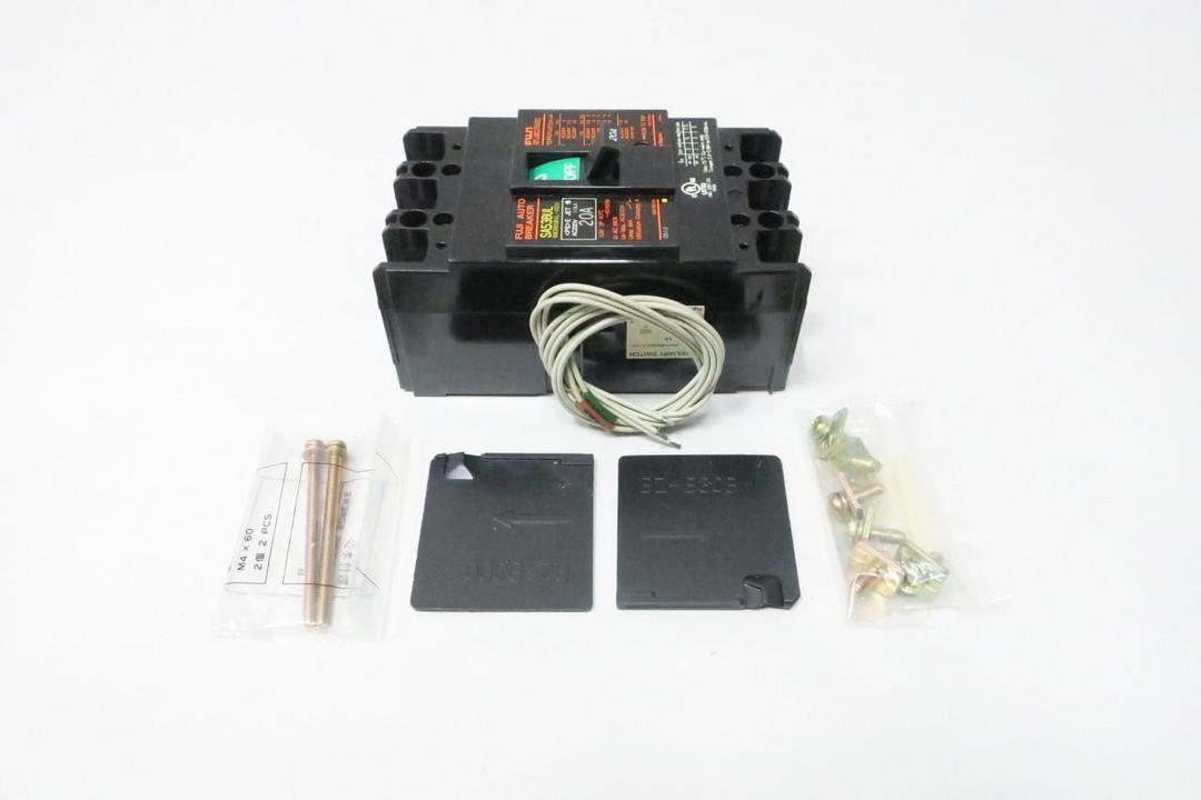 FUJI ELECTRIC SA53BUL MOLDED CASE CIRCUIT BREAKER 3P 20A AMP 600V-AC