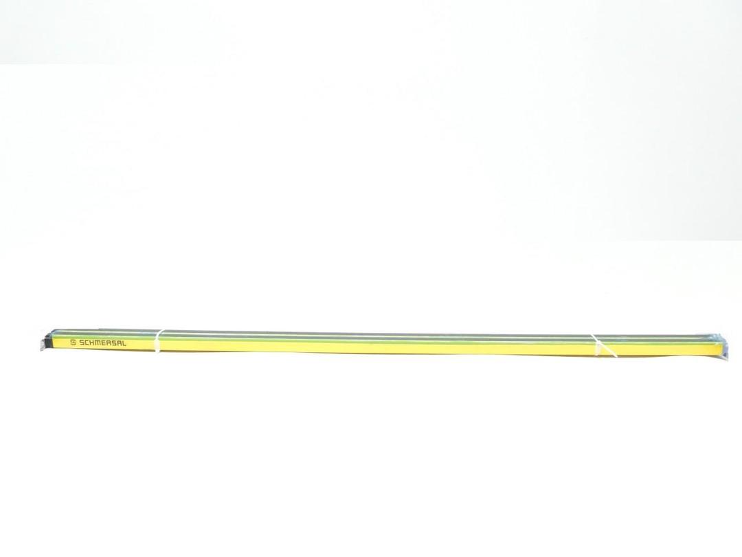 SCHMERSAL SLC440COM-ER-1610-14 LIGHT CURTAIN EMMITER RECEIVER SET 1610MM 24V-DC