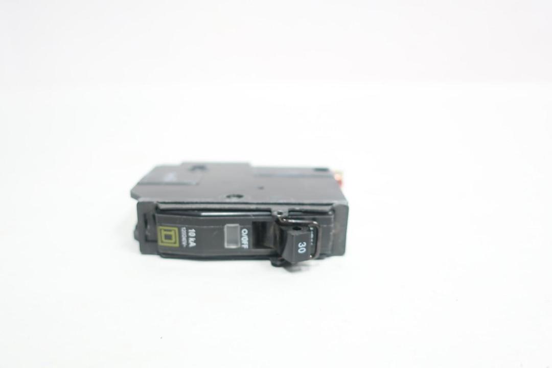 SQUARE D QOB130 MINIATURE CIRCUIT BREAKER 1P 30A AMP 120/240V-AC