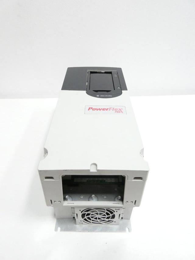 ALLEN BRADLEY 20G11ND040AA0NNNNN POWERFLEX 755 VFD DRIVE 0-400HZ 0-460V-AC 30HP