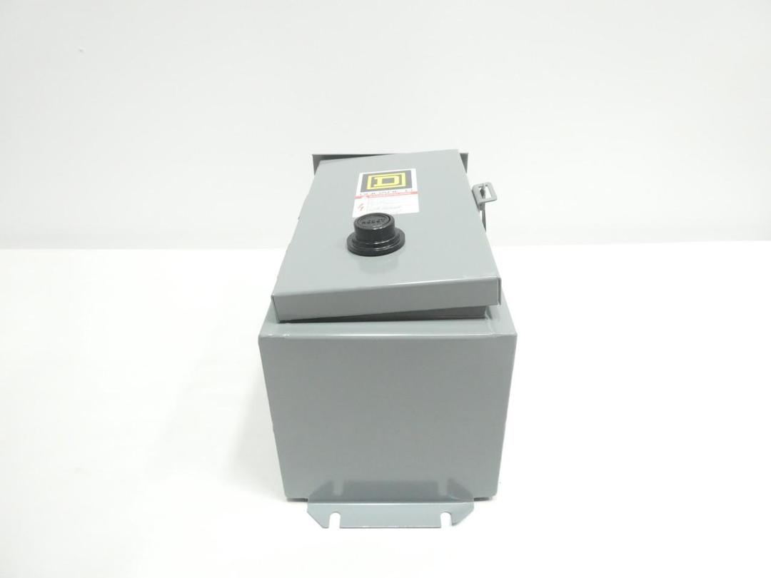 SQUARE D 8536SBA2V02S SIZE 0 COMBINATION STARTER 120V-AC 5HP