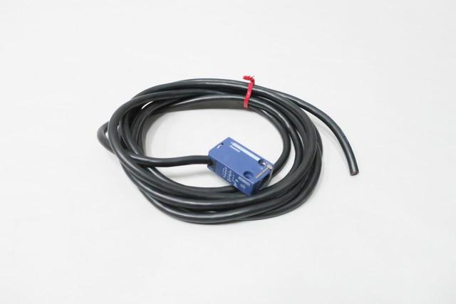 TELEMECANIQUE ZCMD21 OSISWITCH 240V-AC
