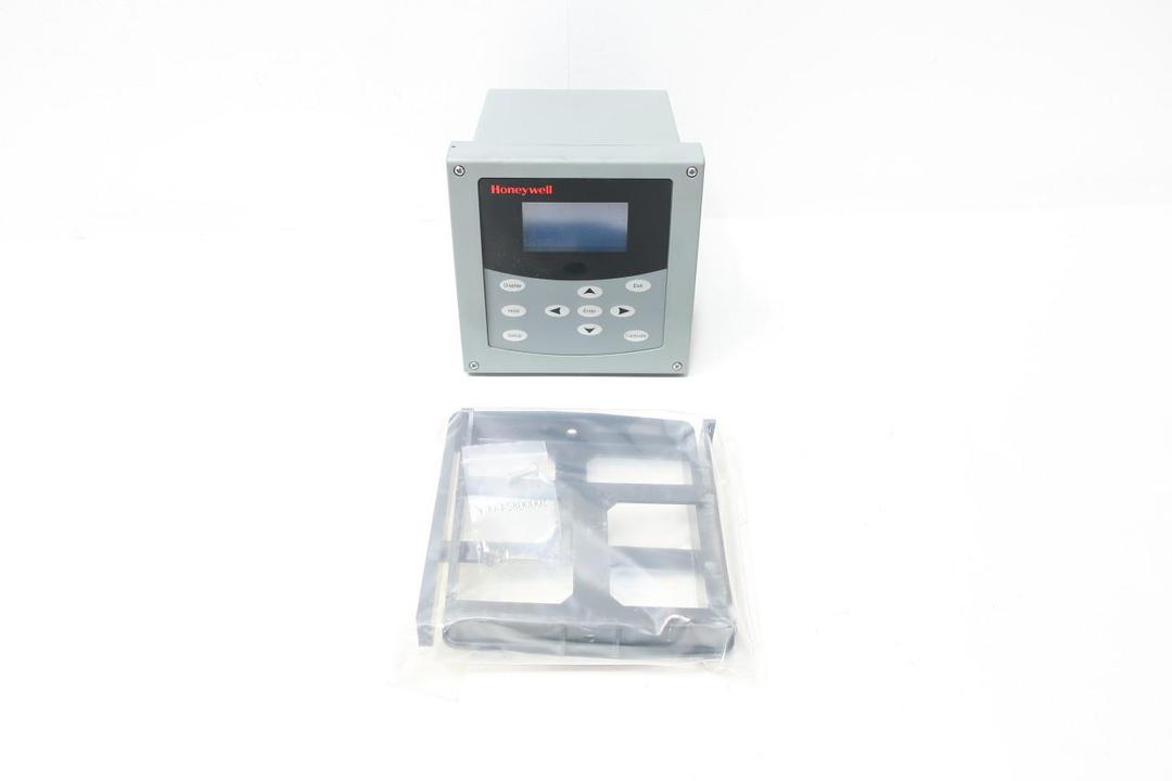 HONEYWELL UDA2182-NN1-NN2-NN-N-000C-EE MULTIPLE INPUT ANALYZER 120/240V-AC