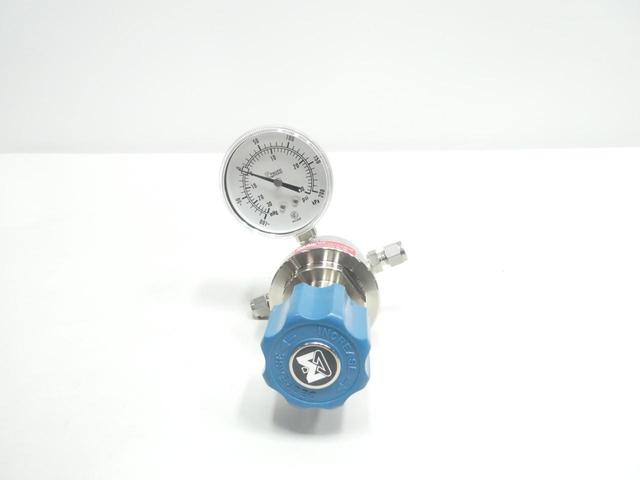 MATHESON 3494 HIGH-PURITY ABSOLUTE PRESSURE LINE REGULATOR -100-200KPA