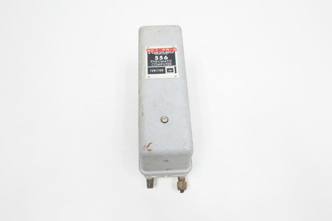 FOXBORO 556 PNEUMATIC ANALOG COMPUTER 3-15PSI