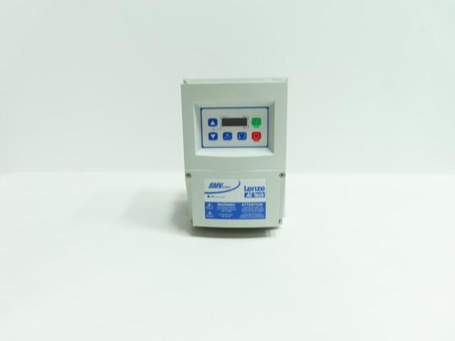 LENZE ESV152N06TXC-CC VFD DRIVE 600V-AC 0-500HZ 0-575V-AC 2HP