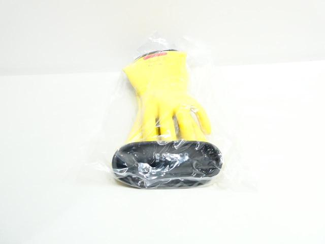 SALISBURY D120 SIZE 10 CLASS 0 RUBBER GLOVE