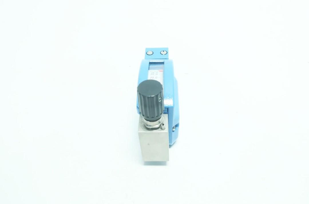 KROHNE DK32 335 310/1-3 3.5-28 LPH 1/4IN NPT VARIABLE AREA FLOW METER