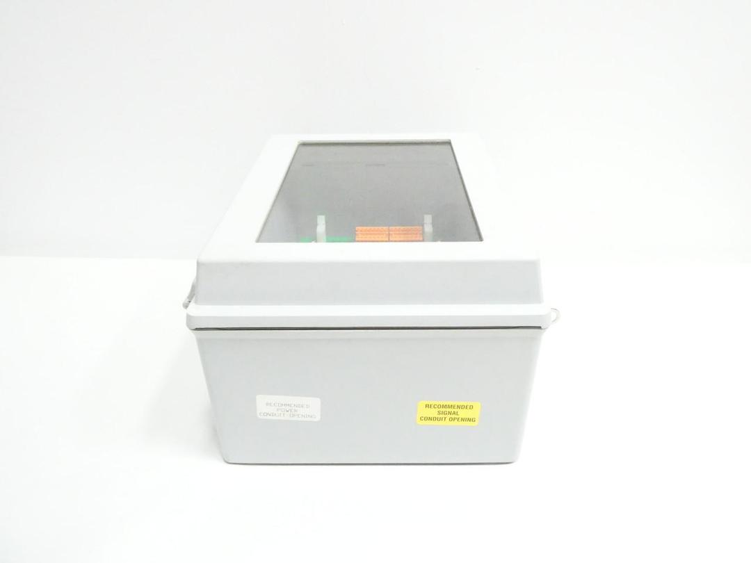 CELTEK CT70100A0401MY0 BINDICATOR PHASE TRACKING LEVEL MONITOR 110V-AC
