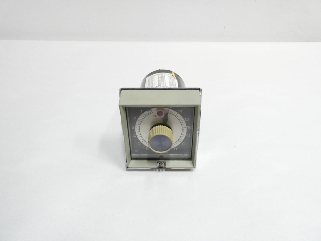 EAGLE SIGNAL HP514A601 CYCL-FLEX TIMER 0-15SEC 120V-AC