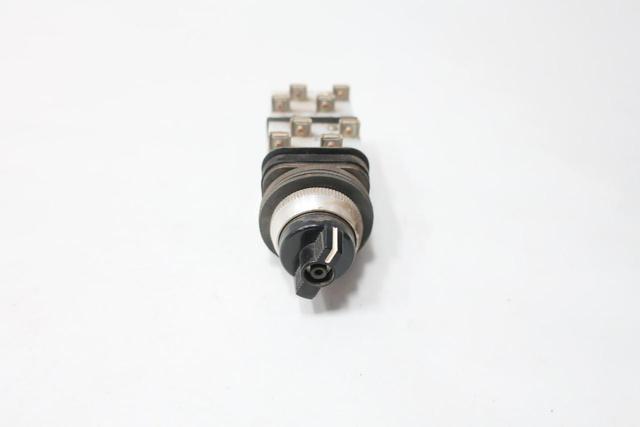 ALLEN BRADLEY 800T-NH2C19 4 POS SELECTOR SWITCH 600V-AC