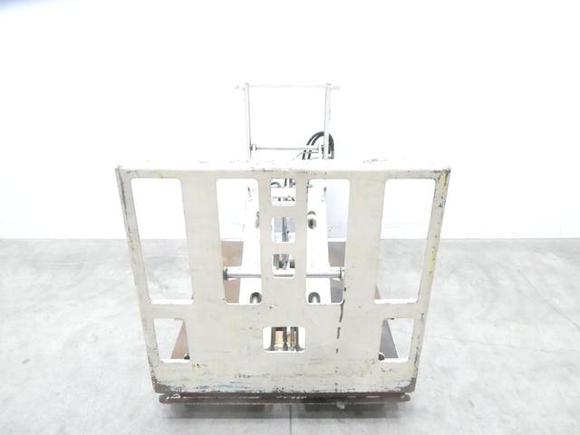 CASCADE 35E-QPB-Q002R-2 PUSH/PULL PALLETLESS SLIPSHEET FORKLIFT ATTACHMENT
