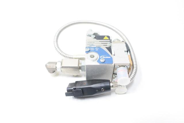 NORDSON 8524615 HOT MELT GLUE APPLICATOR 240V-AC
