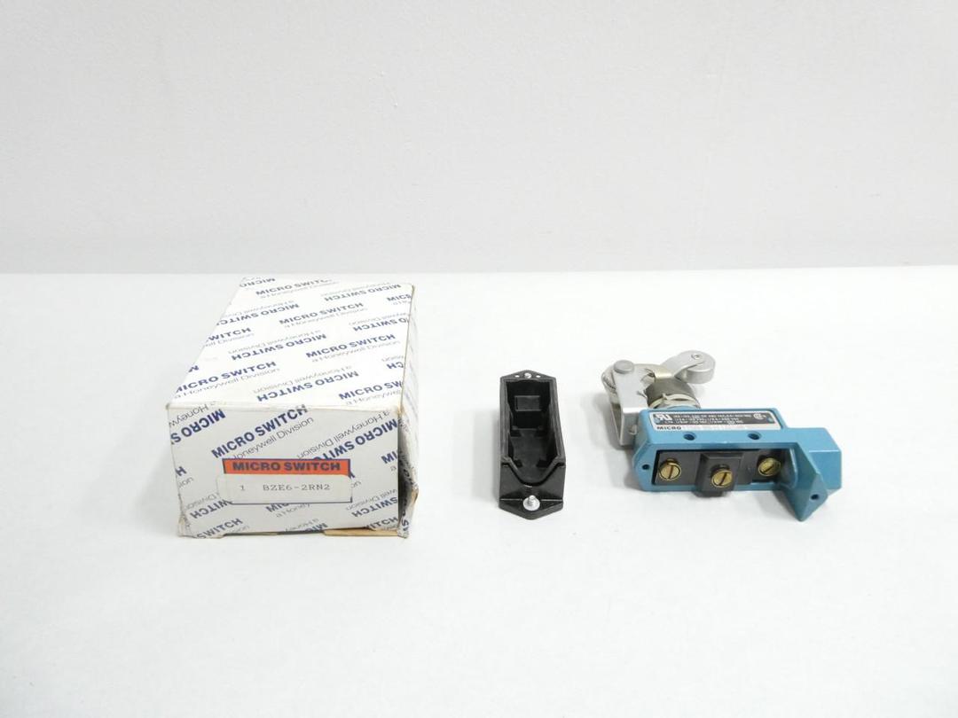 HONEYWELL BZE6-2RN2 MICRO SWITCH ROLLER LEVER LIMIT SWITCH 250V-AC