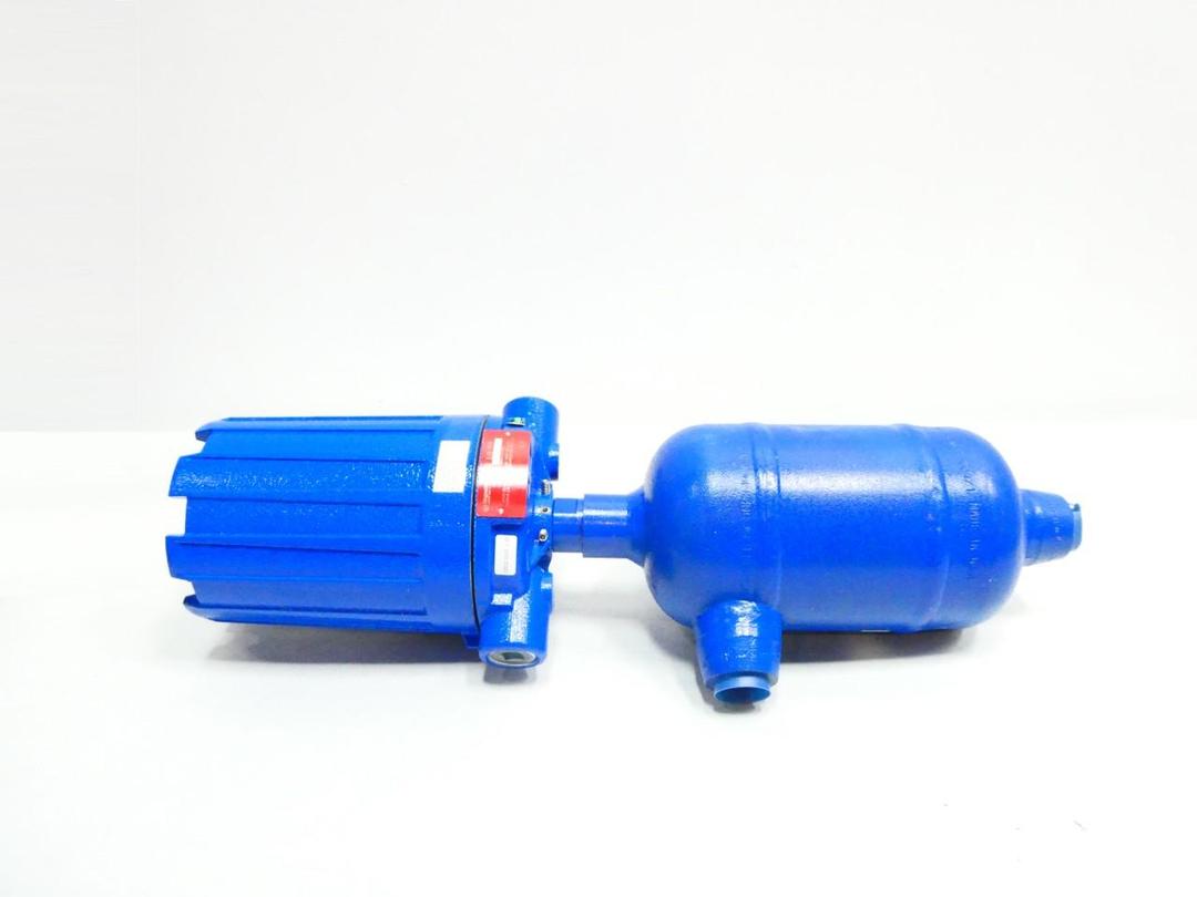 MAGNETROL XB75-2B30-FNK LIQUID LEVEL FLOAT SWITCH 120V-AC