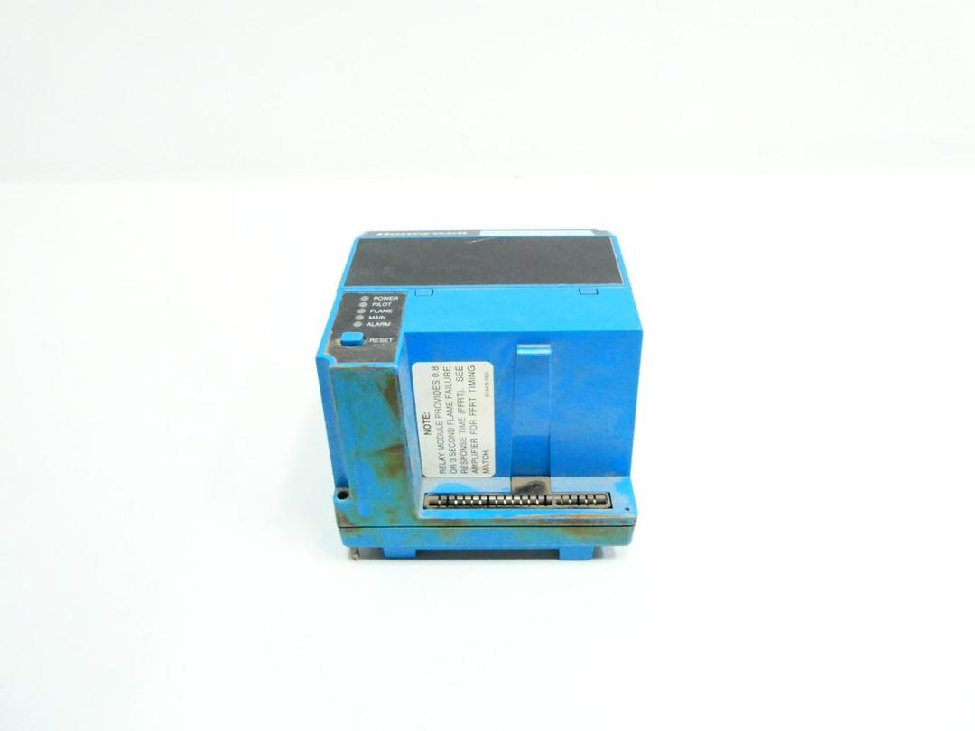 HONEYWELL RM7895 A 1014 BURNER CONTROL 120V-AC