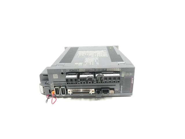 MITSUBISHI MR-J4-100A-RJ SERVO DRIVE 200-240V-AC 170V-AC 3PH 1KW