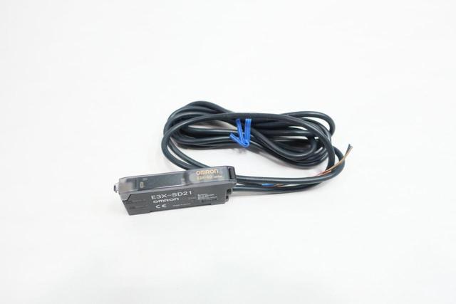 OMRON E3X-SD21 PHOTOELECTRIC SENSOR 12-24V-DC