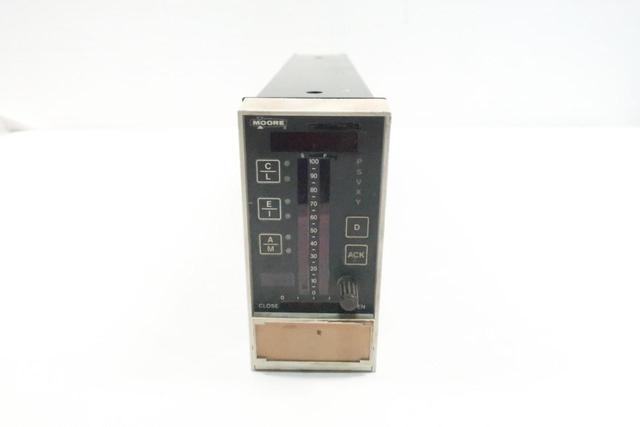 MOORE 15738-120 DIGITAL SINGLE LOOP CONTROLLER