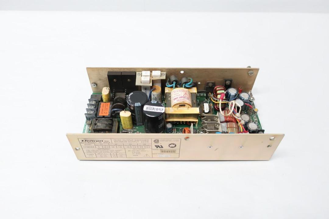 DELTRON 11180XA POWER SUPPLY 90-132/180-250V-AC 5.6A AMP 225W
