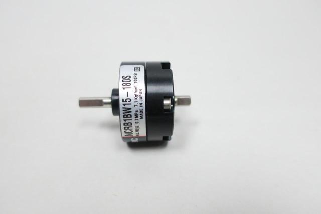 SMC NCRB1BW15-180S PNEUMATIC ROTARY ACTUATOR 0.7MPA