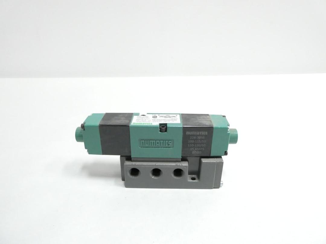 NUMATICS 082SS53BK000030 PNEUMATIC SOLENOID VALVE 110-120V-AC 150PSI