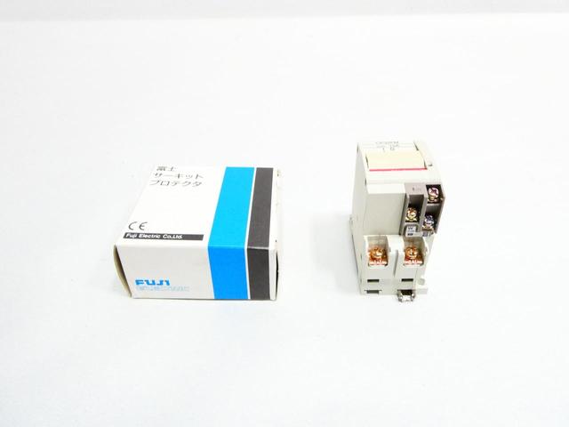 FUJI ELECTRIC CP32FM/15W CIRCUIT PROTECTOR 2P 15A AMP 240V-AC