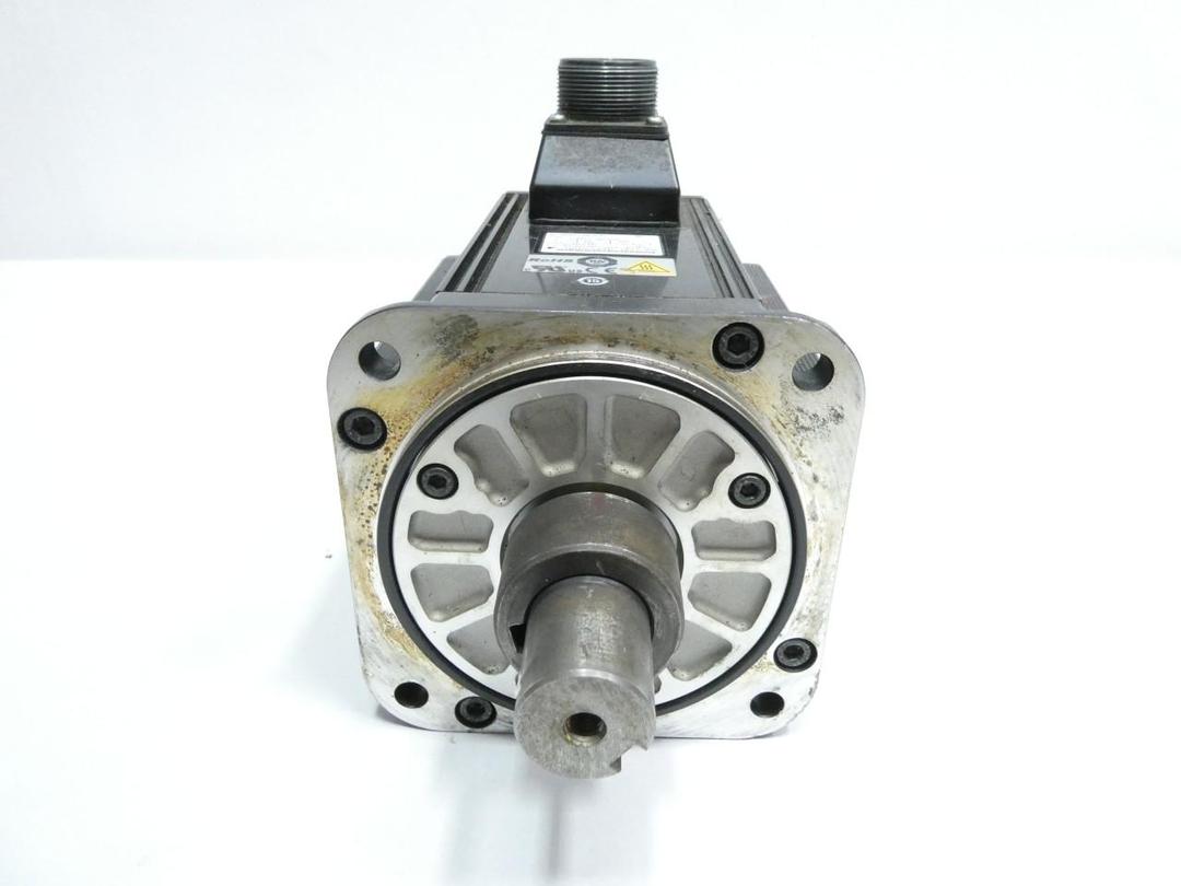YASKAWA SGMSV-30A3A61 SERVO MOTOR 3KW 3000RPM 9.8NM 200V-AC