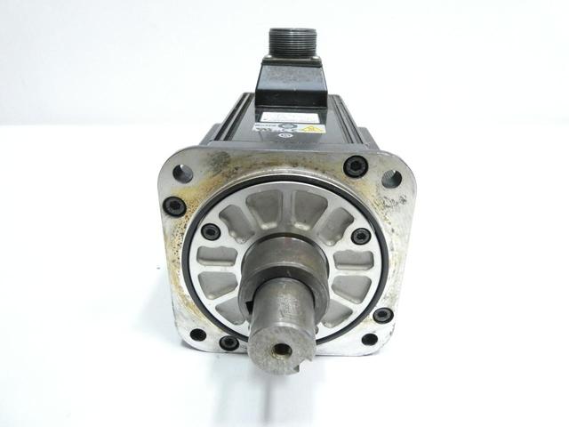 YASKAWA SGMSV-30A3A61 SERVO MOTOR 3KW 3000RPM 9.8NM 200V-AC